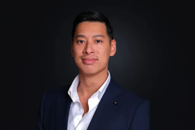 Alumn Tony Do. Foto.