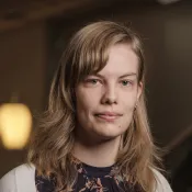 Porträtt av Malin Andersson. Foto. 