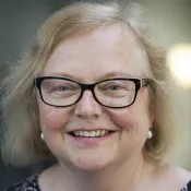 Porträtt av Anneli Carlsson. Foto. 