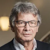  Yves Bourdet. Foto